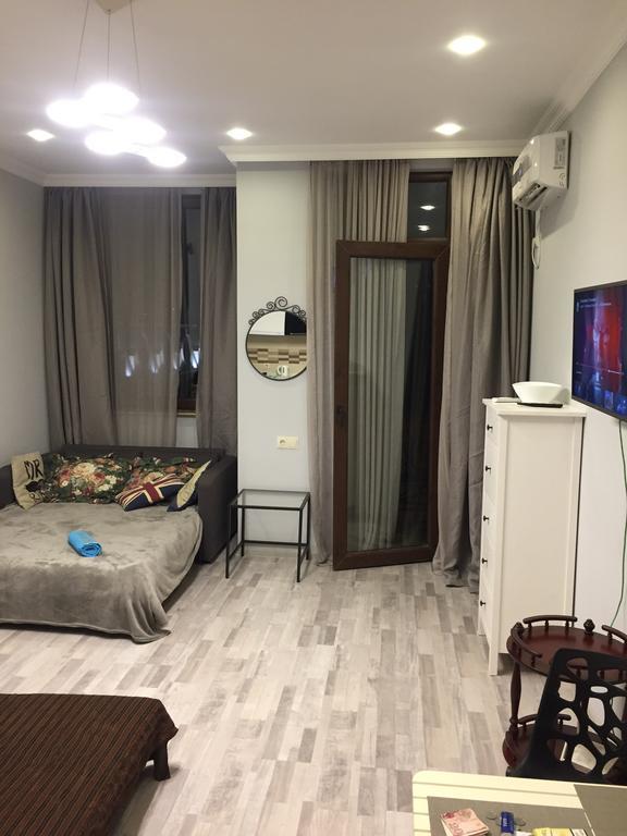 Romantic Батуми Экстерьер фото